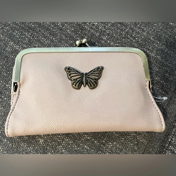 NWT Butterfly Emblem Kisslock Bi-Fold Faux Leather Wallet - Picture 1 of 8